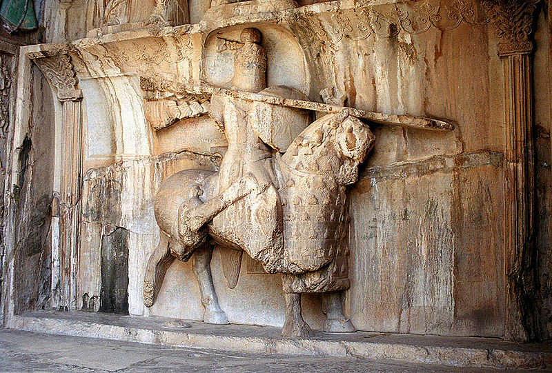 800px-Taq-e_Bostan_-_equestrian_statue.jpg