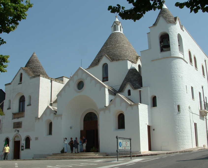 Alberobello-2-845x684.jpg