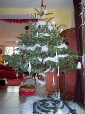 sapin-suspendu-fier-sapin-noel_202392.jpg